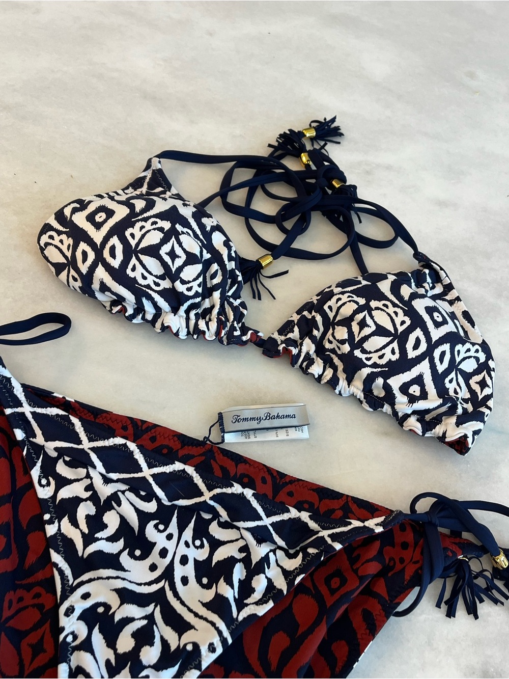 Tommy Bahama Reversible Ikat Diamonds Navy White Brick String Bikini Size XS - Picture 3 of 12